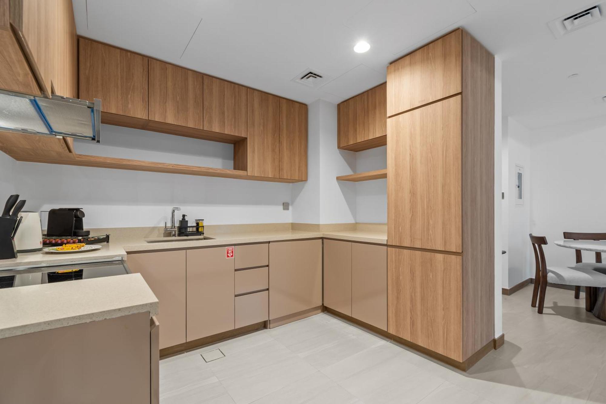 Modern In A Prime Location In Dubai! * Dubai