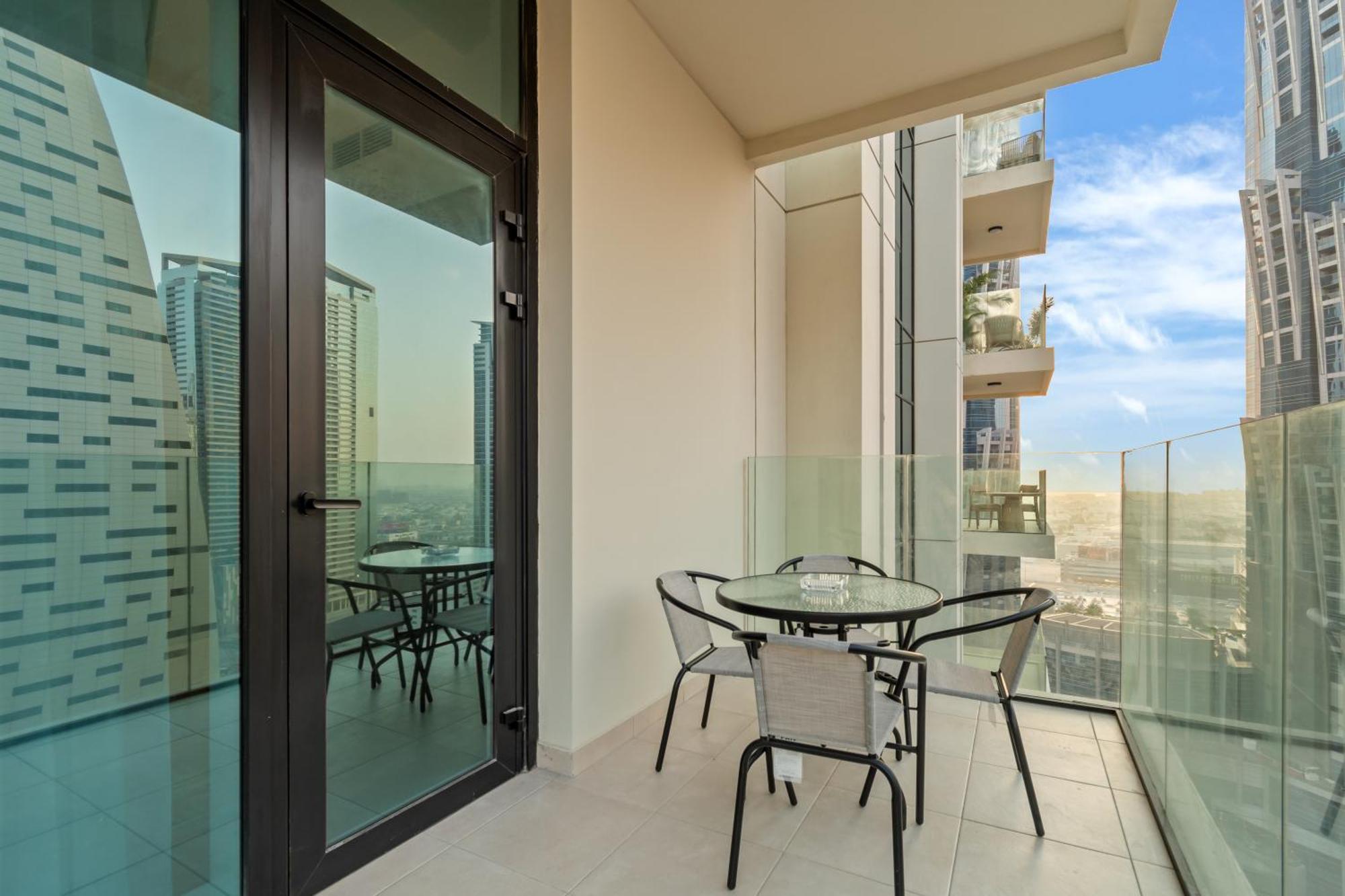 Modern In A Prime Location In Dubai! Apartment